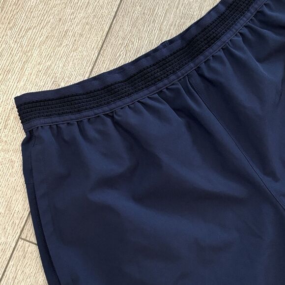 Fabletics Fundamental Shorts Men Large Navy Blue Pull On Athletic Activewear - Picture 3 of 7